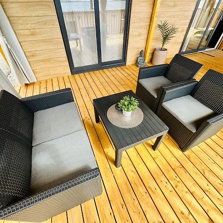 Villa Family Grand De Luxe Mobilhome سيلتسي المظهر الخارجي الصورة