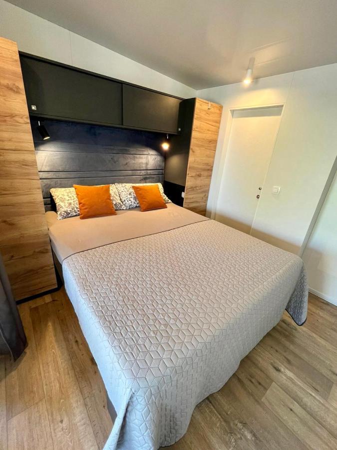 Villa Family Grand De Luxe Mobilhome سيلتسي المظهر الخارجي الصورة