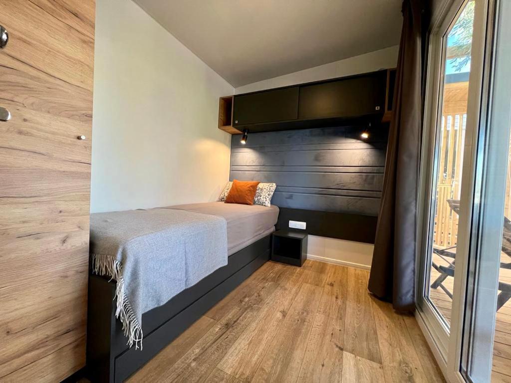 Villa Family Grand De Luxe Mobilhome سيلتسي المظهر الخارجي الصورة