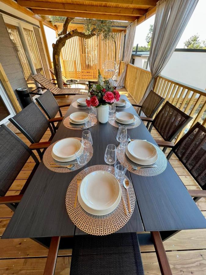 Villa Family Grand De Luxe Mobilhome سيلتسي المظهر الخارجي الصورة