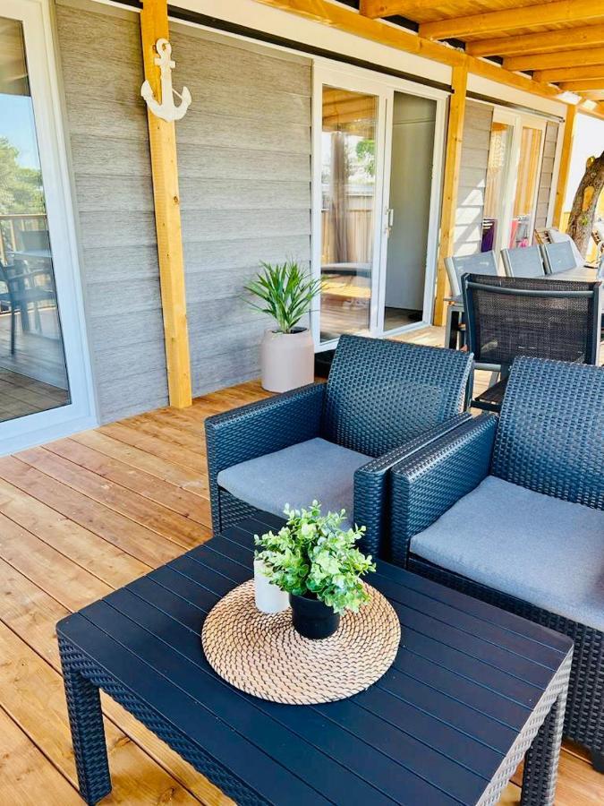 Villa Family Grand De Luxe Mobilhome سيلتسي المظهر الخارجي الصورة